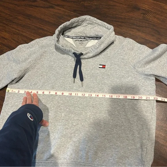 [Tommy Hilfiger Sport] Funnel Sweatshirt - Picture 5 of 8